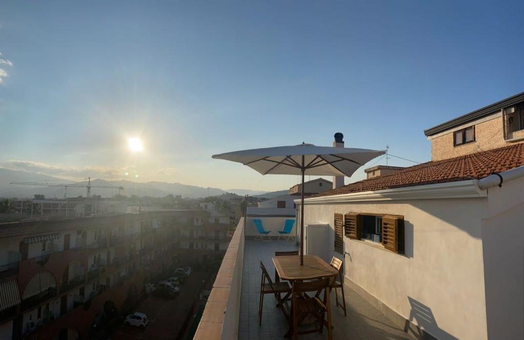 Beda House Villa Giardini-Naxos Buitenkant foto